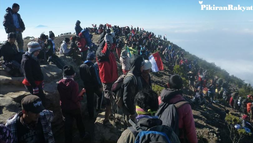 Informasi detail jalur pendakian gunung ciremai untuk pendaki berpengalaman