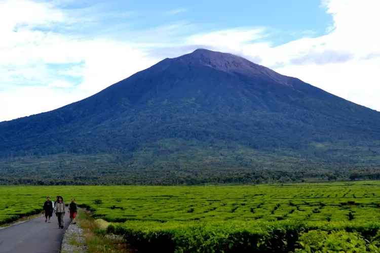 Gunung ciremai jalur pendakian peta cerita rute palutungan misteri apuy tiga kaskus semeru jawa pendaki kerinci mendaki ceremai ane mdpl Gunung ciremai jalur pendakian peta cerita rute palutungan misteri apuy tiga kaskus semeru jawa pendaki kerinci mendaki ceremai ane mdpl