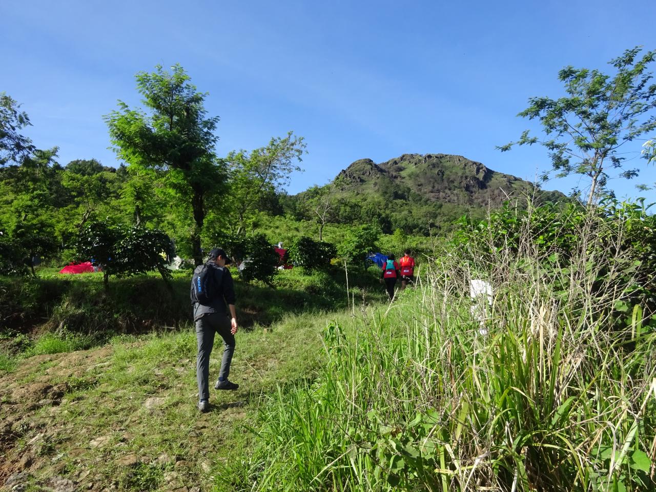 Rekomendasi gunung di jawa tengah dengan fasilitas lengkap untuk pemula