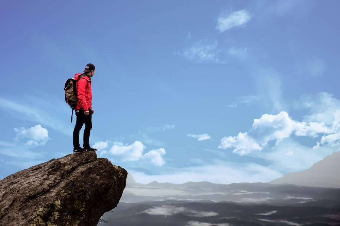Tips aman mendaki gunung, hiking dan bushcraft bagi pemula