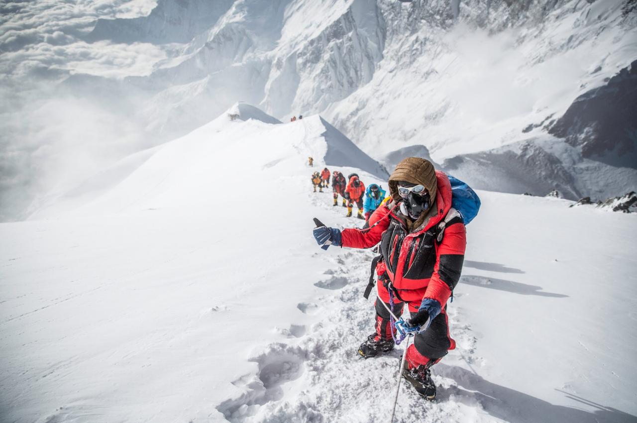 Everest climbing expedition mountain summit expeditions guide ridge mt professionals below south mountains guiding highlights our guides Everest climbing expedition mountain summit expeditions guide ridge mt professionals below south mountains guiding highlights our guides