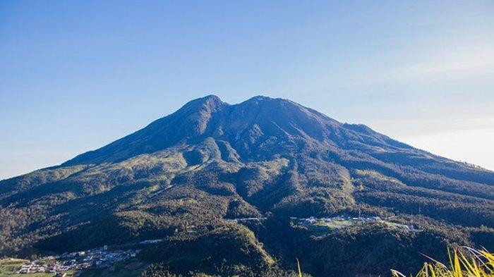 Ritual sesat dan bahaya di Gunung Lawu