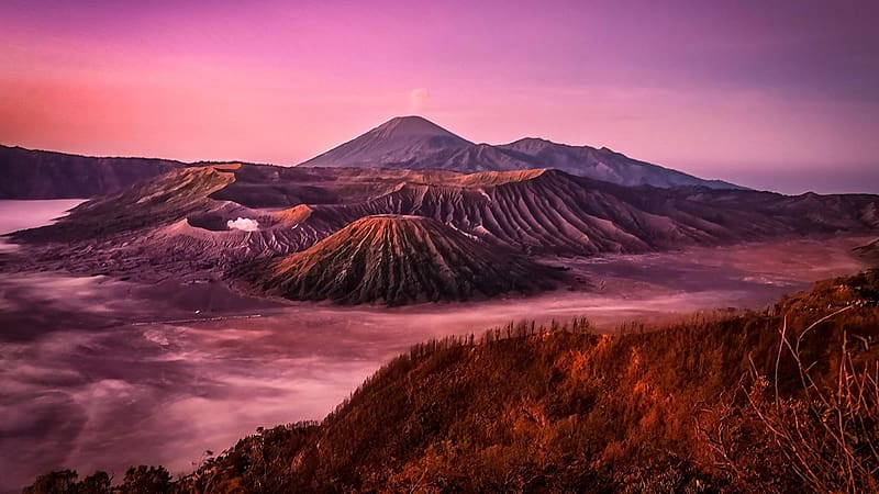 Pendakian gunung sunset terindah di Jawa Barat dan Jawa Tengah