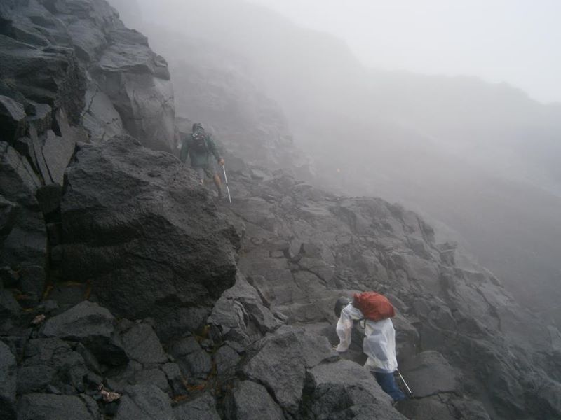 Snow outfits wear cold when Cara berpakaian hemat saat mendaki gunung musim penghujan