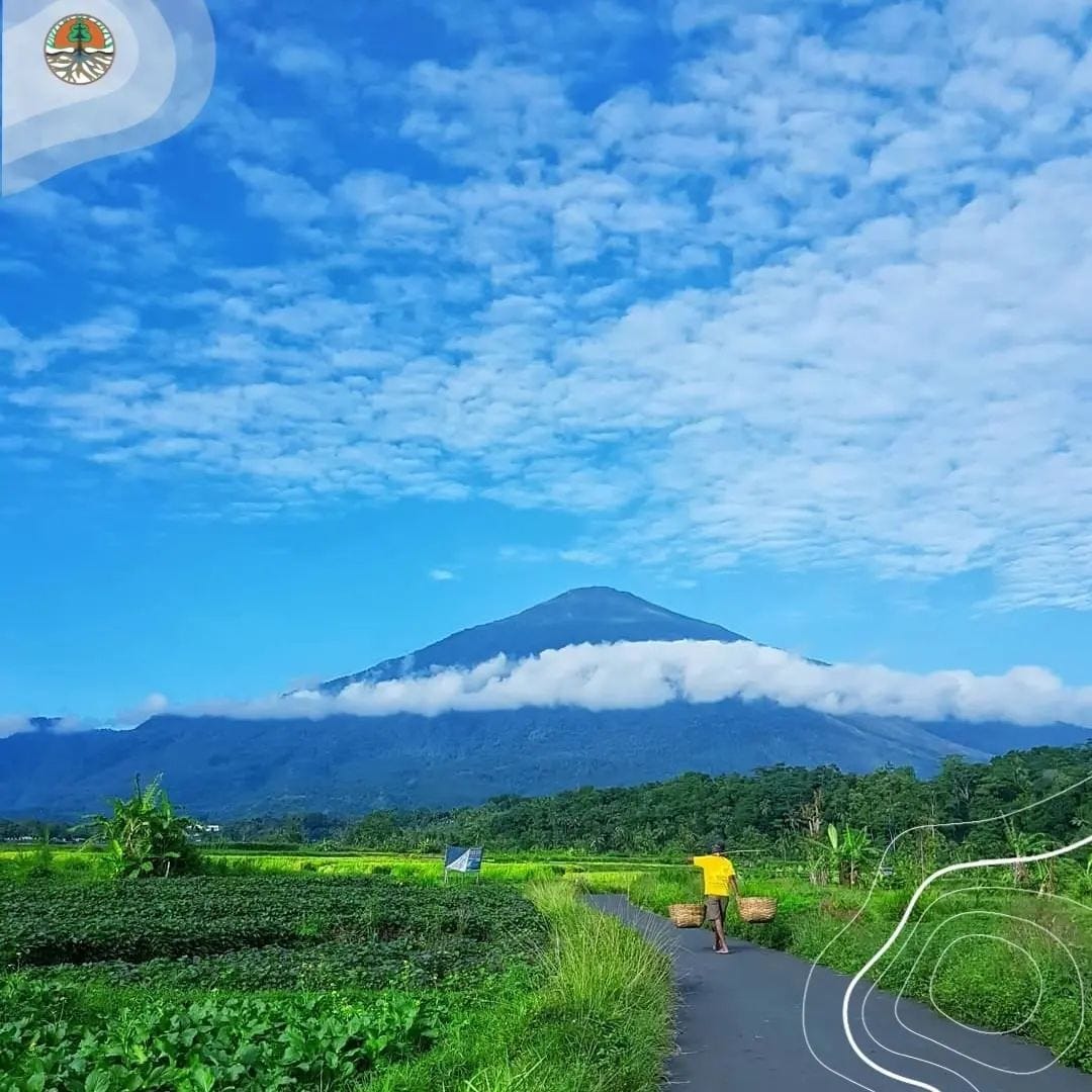 Ciremai gunung pelet nyi pendaki ekogeo penguasa siluman kecantikan pemuja hilang linggarjati bus via sekitar